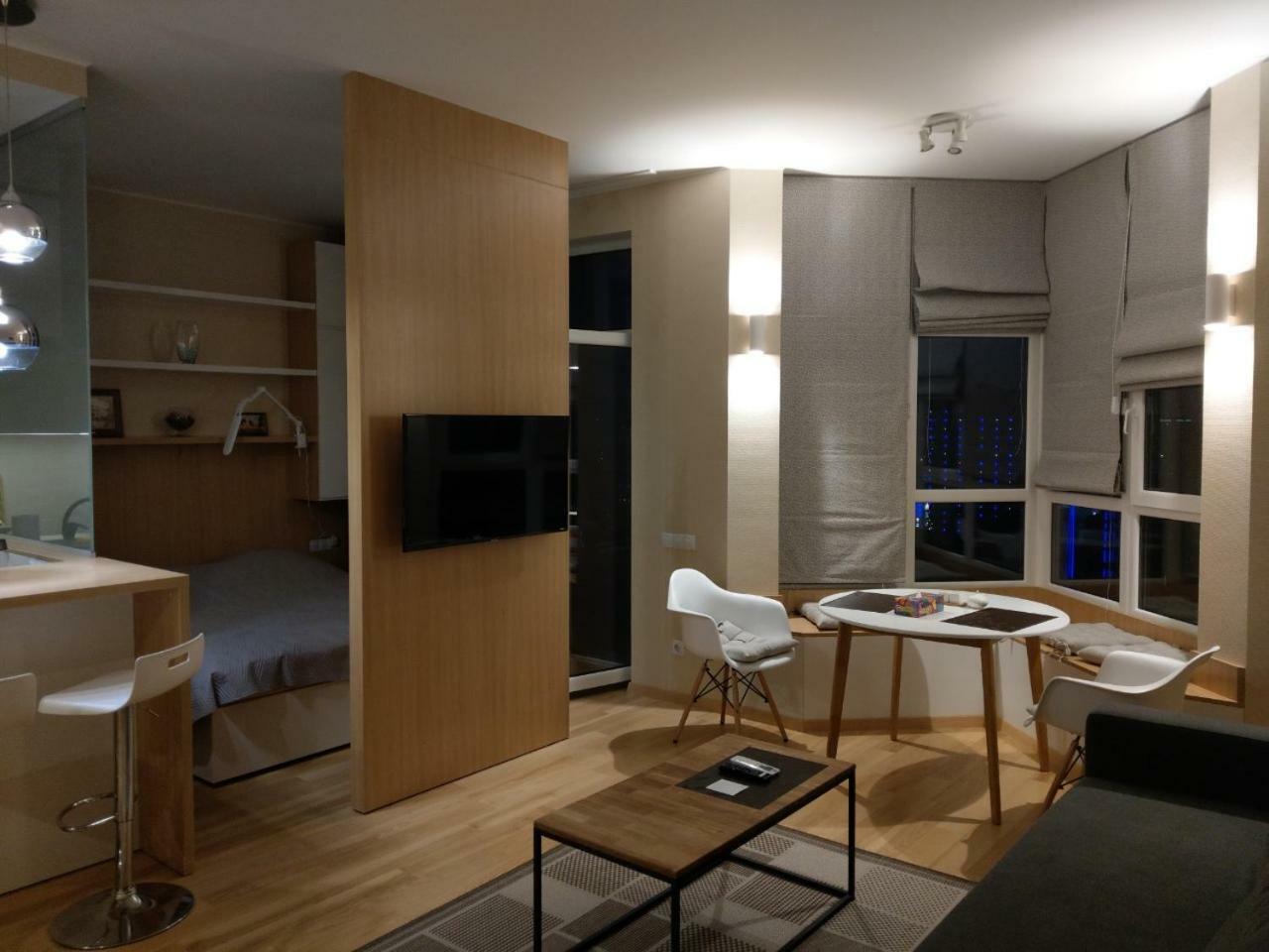 Comfortable Apartments French Quarter Акумулятори Світло Інтернет Завжди Kiew Exterior foto